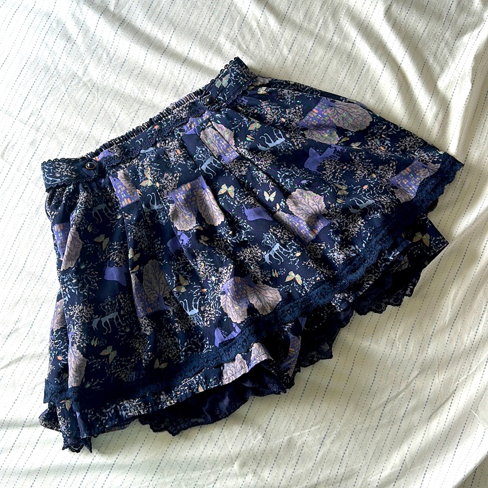 S Lace-Lined Cat Skort